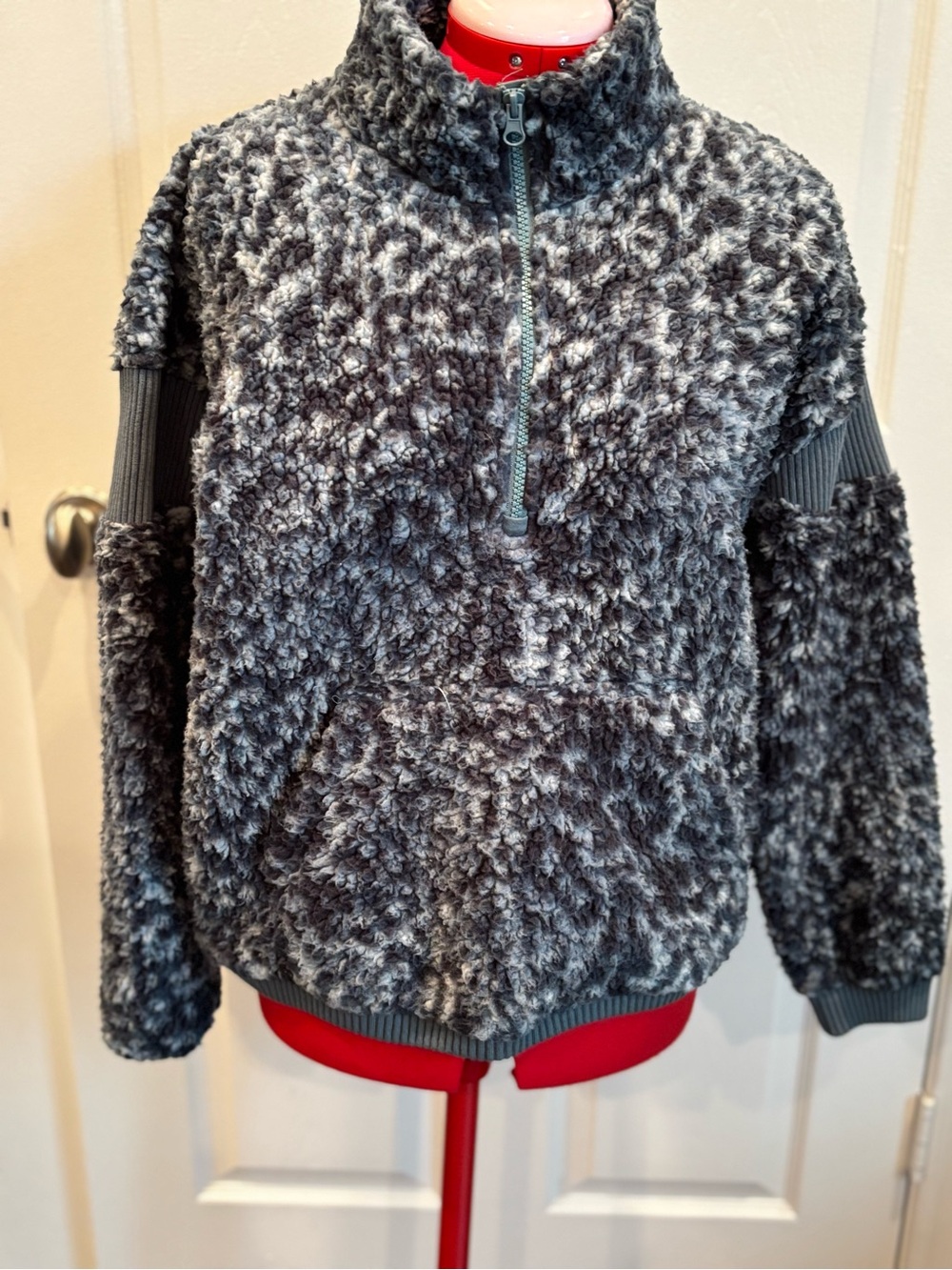 JoyLab Gray Plush Sherpa Half-Zip Jacket